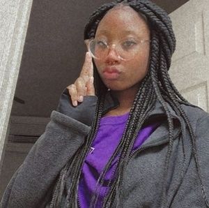 Meet your Posher, Jasmine